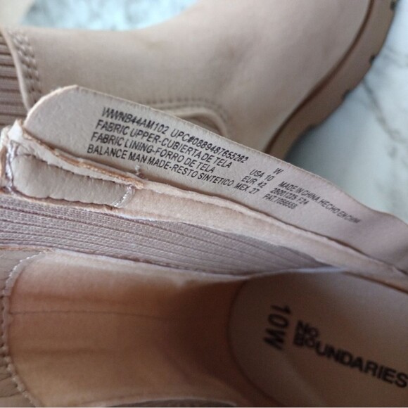 NWT No Boundaries Platform Tan Faux Suede Boots Size 10 Wide - Picture 7 of 12